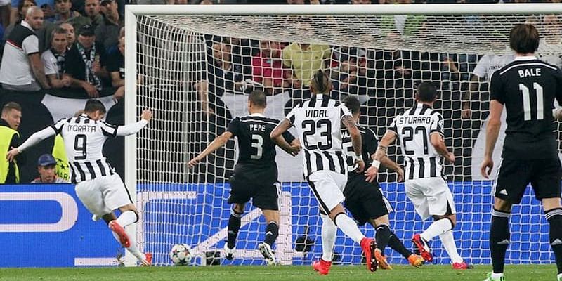 Những cầu thủ nổi tiếng với thành tích hat trick