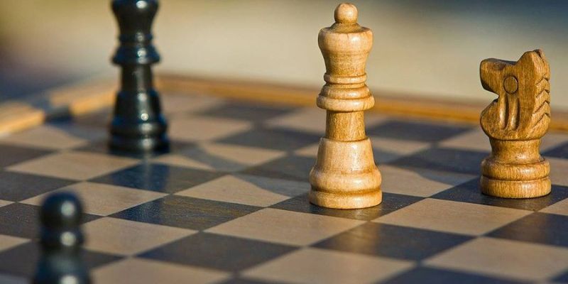 Phân biệt rõ giữa chiếu và chiếu hết